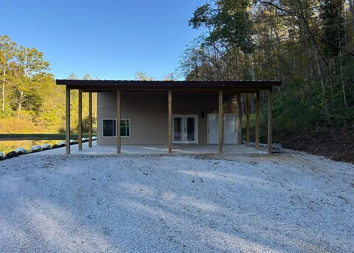 The Conservatory At Owl Hollow